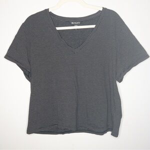 Athleta Essential V-Neck Tee